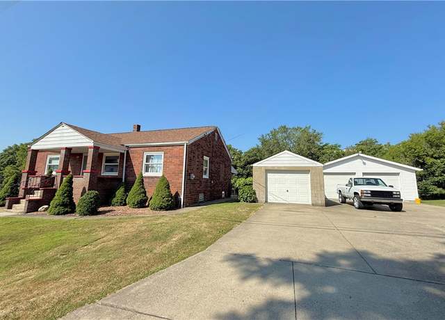 Property at 1111 Crowe St, Shenango Twp - Law, PA 16101, 3 beds, 1 bath