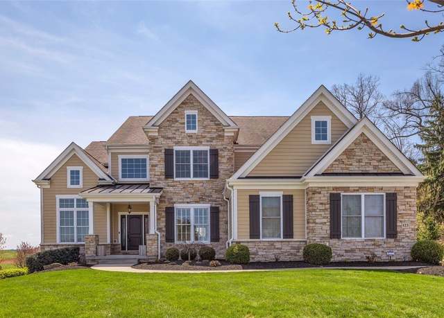 Property at 123 Fairview Dr, Cranberry Twp, PA 16066, 5 beds, 4.5 baths