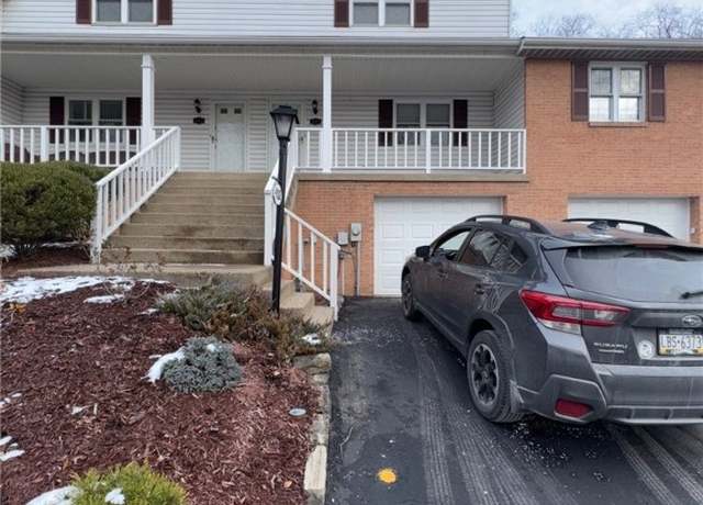 Property at 402 Forest Ridge Dr, Forest Hills Boro, PA 15221, 3 beds, 2.5 baths