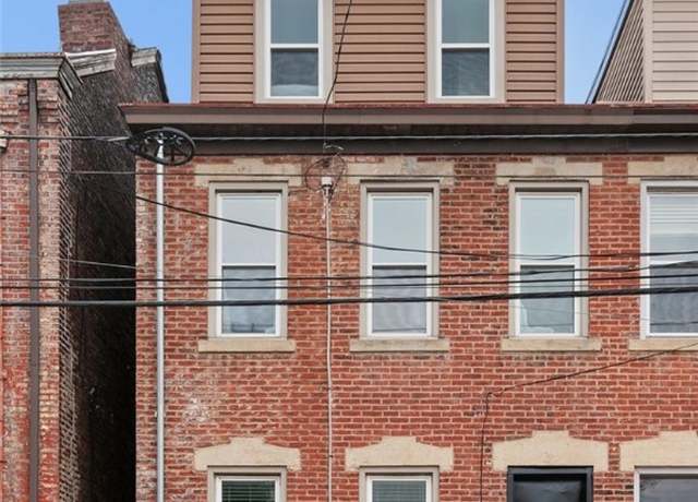 Property at 184 36th St, Bloomfield, PA 15201, 3 beds, 3.5 baths