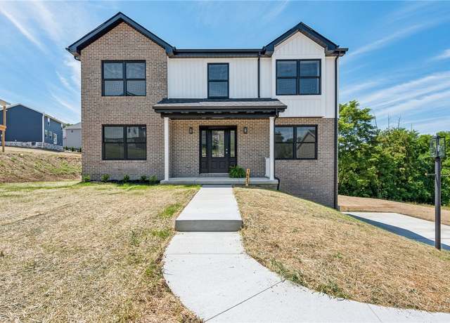Property at 1621 Windsor Rd, North Huntingdon, PA 15642, 4 beds, 2.5 baths