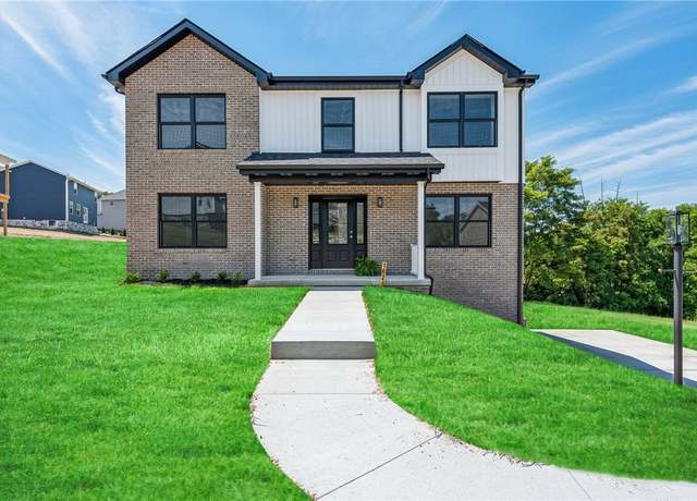 Property at 1621 Windsor Rd, North Huntingdon, PA 15642, 4 beds, 2.5 baths