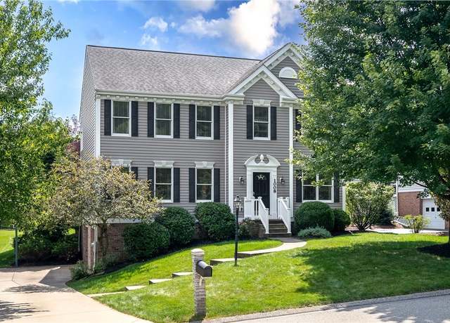 Property at 1008 Brookfield Dr, Bethel Park, PA 15102, 4 beds, 3.5 baths