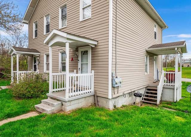 Property at 7641 Big Beaver Blvd, Big Beaver, PA 16157, 3 beds, 2 baths