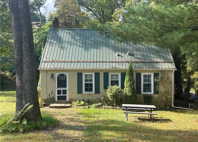 Property at 132 Creek Dr, Slippery Rock Twp - But, PA 16057, 3 beds, 1 bath