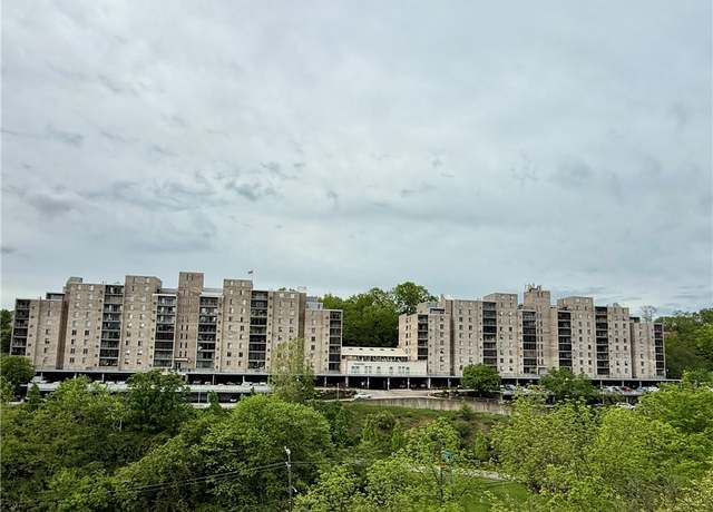 Property at 2160 Greentree Rd Unit 305W, Scott Twp - Sal, PA 15220, 2 beds, 2 baths