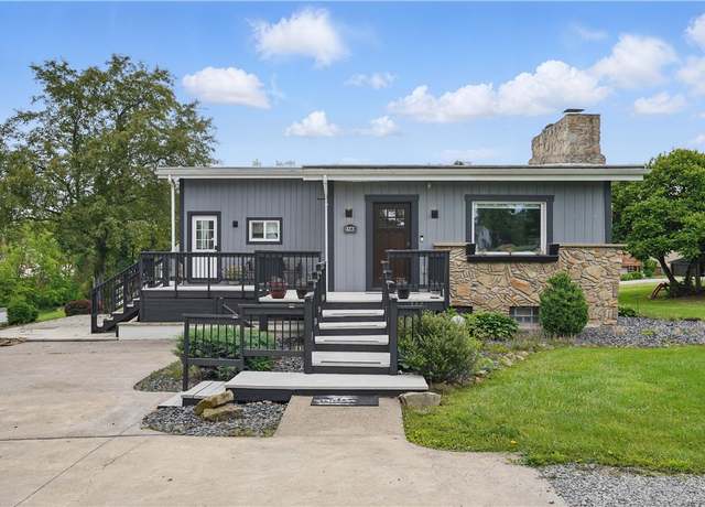 Property at 1182 W Laurel Cir, Mt. Pleasant Twp - Wml, PA 15666, 3 beds, 1.5 baths