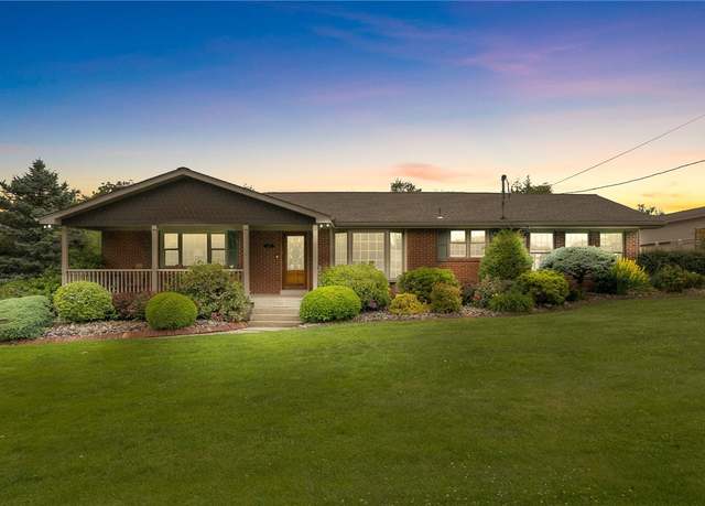 Property at 221 Moody Rd, Imperial, PA 15126, 3 beds, 2 baths