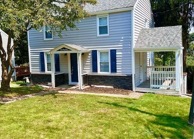 Property at 249 Maryland Dr, Shaler, PA 15116, 3 beds, 1.5 baths