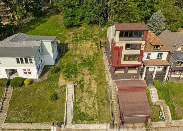 Property at 98 Wyoming St, Mt Washington, PA 15211