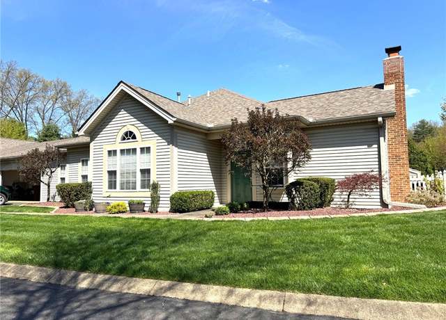 Property at 3533-2 Hunters Woods Blvd #2, Neshannock Twp, PA 16105, 3 beds, 3 baths