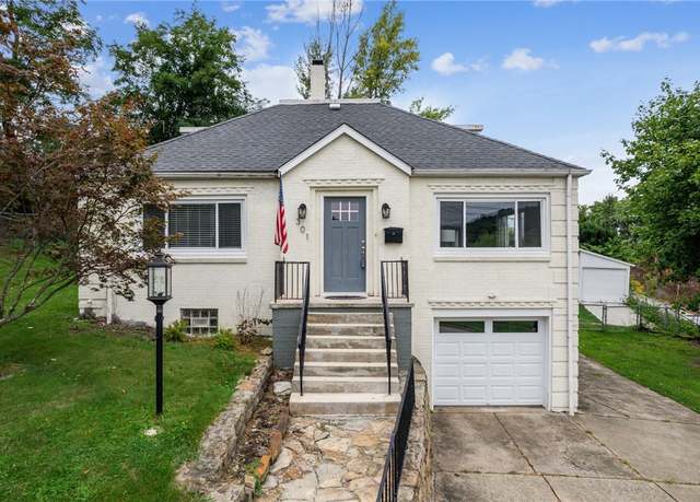 Property at 301 Lewis Ave, Jeannette, PA 15644, 4 beds, 2 baths