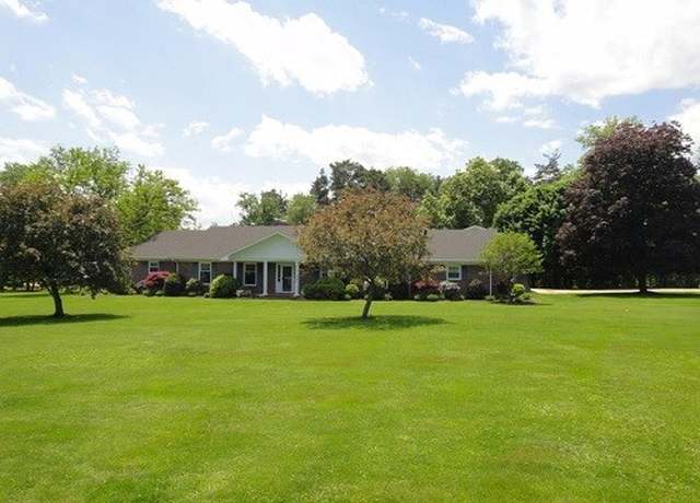 Property at 406 Pennsylvania Ave, Punxsutawney Area School District, PA 15767, 3 beds, 2.5 baths