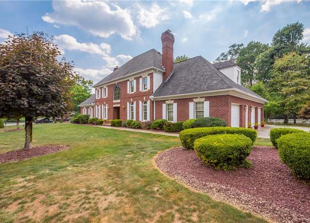 Property at 163 Lakewood Rd, Unity  Twp, PA 15601, 4 beds, 3 baths
