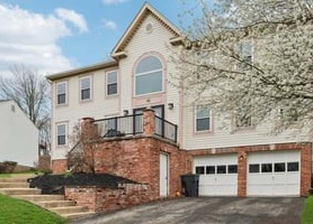 Property at 412 Rose Dr, Cranberry Twp, PA 16066, 5 beds, 3.5 baths