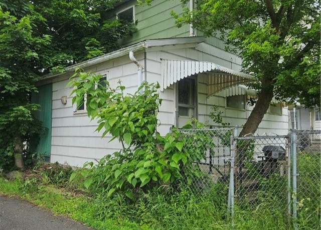 Property at 340 S Chestnut St, City Of But Sw, PA 16001, 2 beds, 1 bath