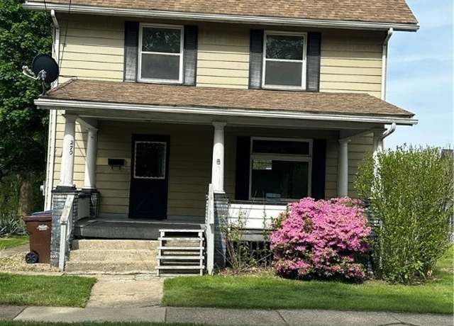 Property at 270 Alderman Ave, Sharon, PA 16146, 3 beds, 1.5 baths