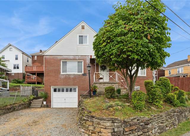 Property at 2106 Palm Bch, Beechview, PA 15216, 5 beds, 2.5 baths