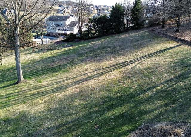 Property at 1040 1/2 Sharon Dr, Rostraver, PA 15012