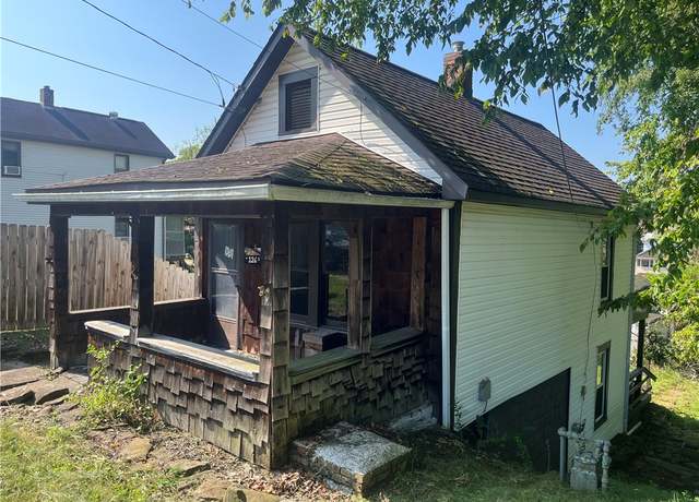 Property at 126 Lincoln Ave, Leechburg Boro, PA 15656, 2 beds, 1 bath