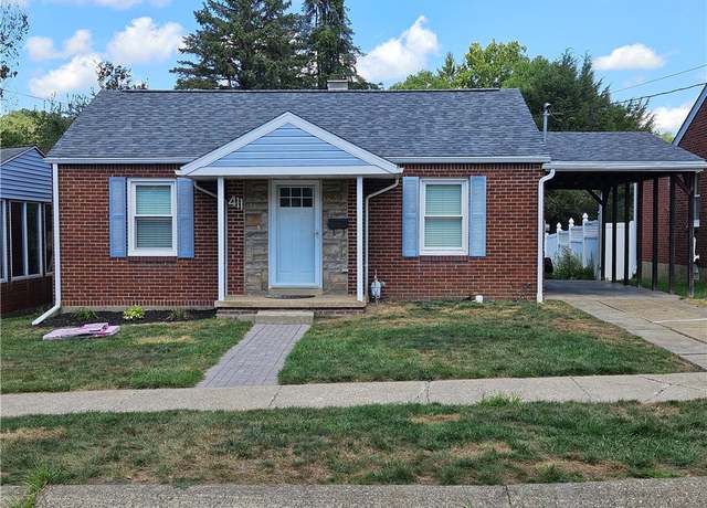 Property at 411 Oakwood Ave, Springdale Boro, PA 15144, 2 beds, 1 bath