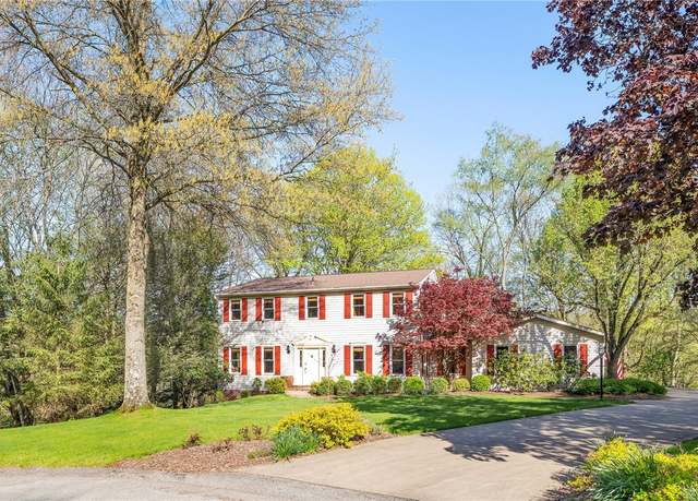Property at 4003 Pin Oak Ct, Murrysville, PA 15668, 4 beds, 3.5 baths