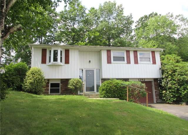 Property at 1292 Armstrong Dr, South Park, PA 15129, 3 beds, 2 baths