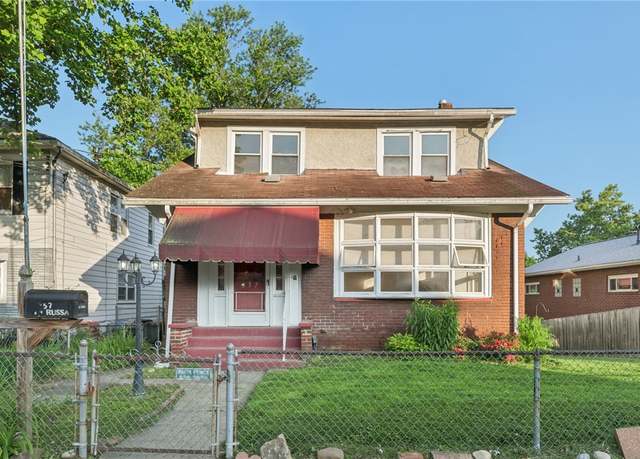 Property at 357 Keystone Dr, New Kensington, PA 15068, 4 beds, 4.5 baths