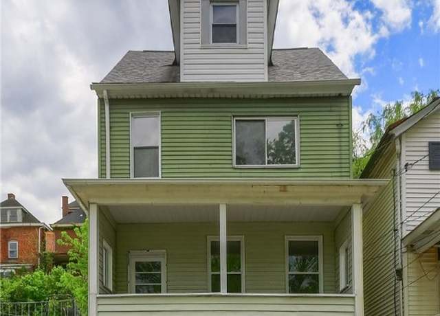 Property at 19 Shaw Ave, Mckees Rocks, PA 15136, 4 beds, 1 bath