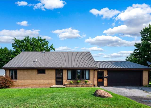 Property at 590 Quarry Way, Sharpsville, PA 16150, 4 beds, 2 baths