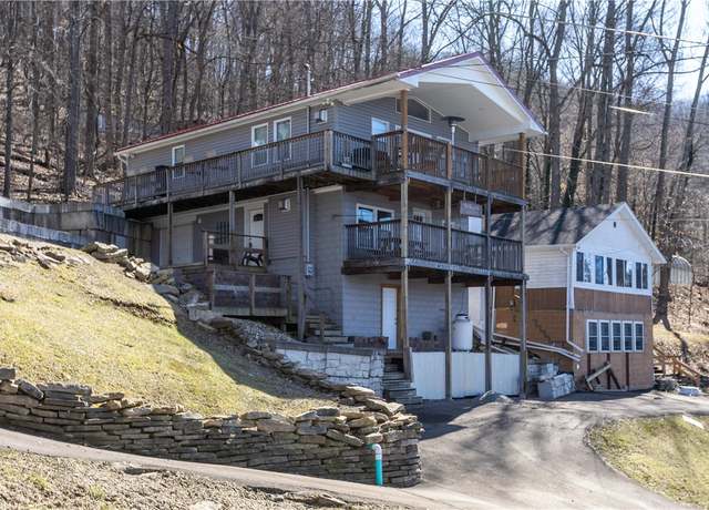 Property at 491 Lake Side Rd, Addison Twp, PA 15411, 3 beds, 2.5 baths