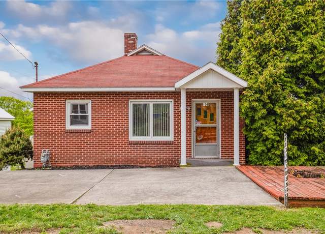 Property at 108 Gay St, Salisbury Boro, PA 15558, 3 beds, 1 bath