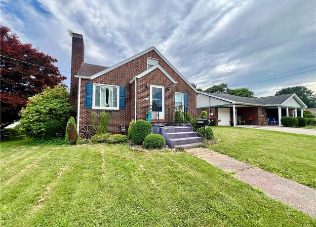 Property at 138 E Meyer Ave, New Castle/2nd, PA 16105, 3 beds, 1 bath