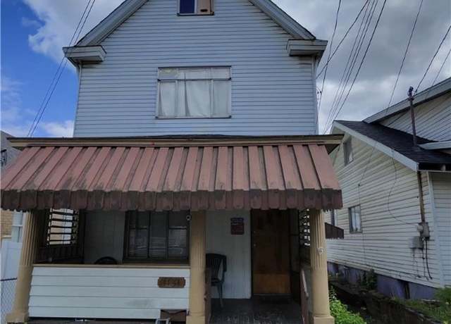 Property at 1131 13th St, Mckees Rocks, PA 15136, 5 beds, 1 bath