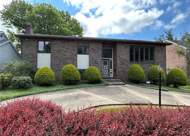 Property at 402 Woodside Rd, Forest Hills Boro, PA 15221, 3 beds, 2.5 baths