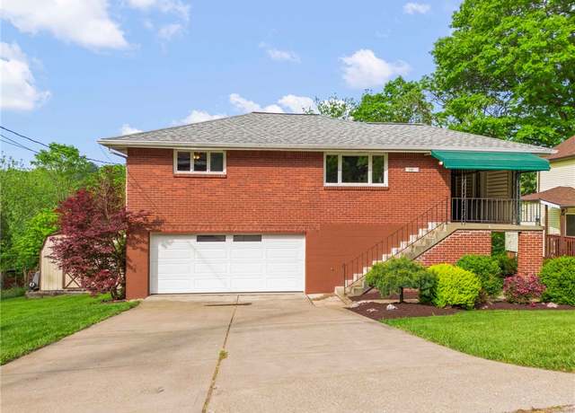 Property at 110 Steinbach Ln, Jefferson Hills, PA 15025, 2 beds, 2 baths