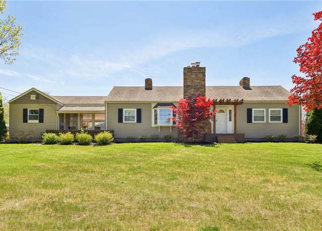 Property at 267 Oakville, Chippewa Twp, PA 15010, 3 beds, 3 baths