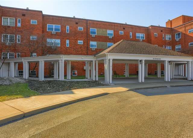 Property at 5900 Babcock Blvd #20, Ross Twp, PA 15237, 2 beds, 1 bath
