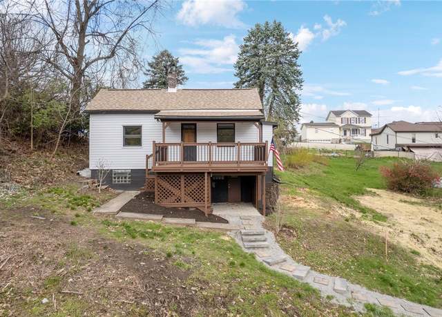 Property at 628 1/2 S Central Ave, Canonsburg, PA 15317, 2 beds, 1 bath