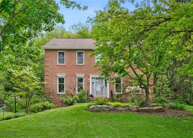 Property at 43 Fox Pointe Dr, O'hara, PA 15238, 3 beds, 2.5 baths