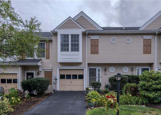 Property at 115 Westbrooke Ln, Findlay Twp, PA 15108, 3 beds, 3 baths