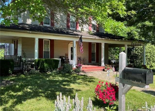 Property at 1897 Huston, Little Beaver Twp, PA 16120, 4 beds, 1.5 baths