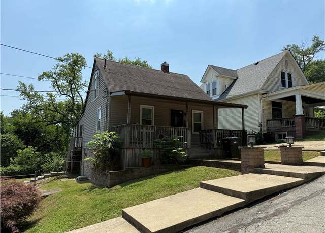 Property at 1119 Stewart St, Tarentum, PA 15084, 1 bed, 1.5 baths