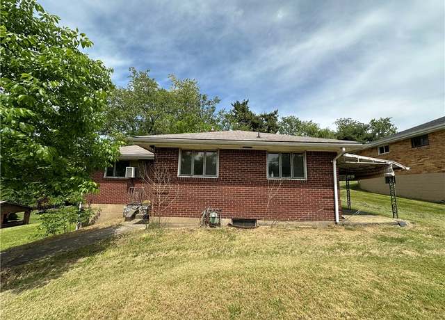 Property at 1020 Wren Dr, Kennedy Twp, PA 15136, 3 beds, 1 bath