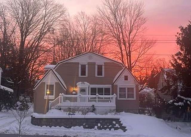 Property at 331 Meadow St, Meadville City, PA 16335, 3 beds, 3 baths