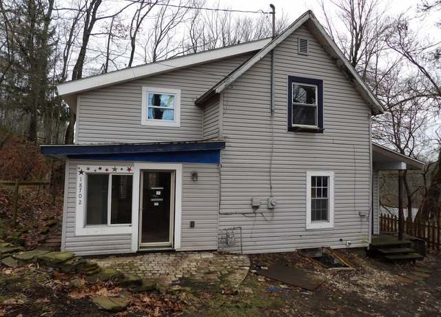 Property at 18702 Hank St, Vernon Twp, PA 16335, 3 beds, 1 bath