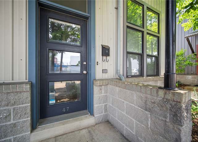 Property at 47 S 16th St, South Side, PA 15203, 2 beds, 1 bath