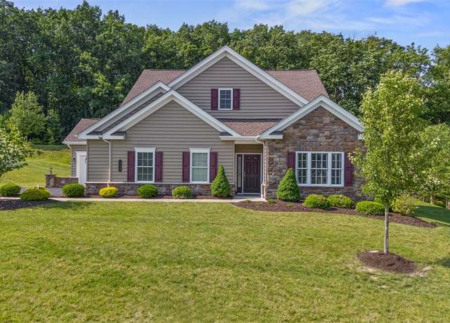 Property at 111 Resolution Dr, Adams Twp, PA 16046, 3 beds, 3 baths