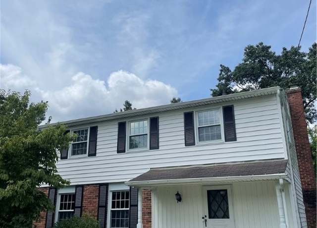 Property at 143 Carriage Hill Rd, Ross Twp, PA 15116, 4 beds, 2.5 baths