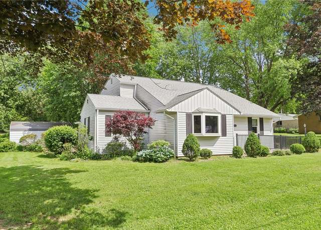Property at 211 Homestead Dr, Middlesex Twp, PA 16059, 3 beds, 2 baths